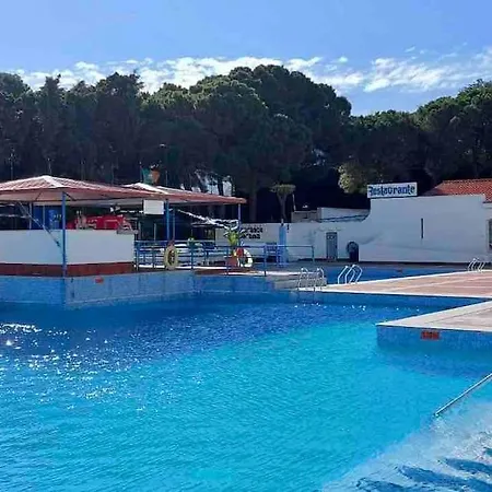 With Great Sea View, Near The Beach, With Ac And Pools البوفيرا