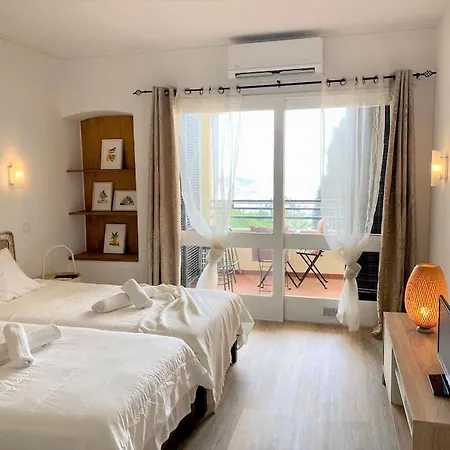 Apartment With Great Sea View, Near The Beach, With Ac And Pools Albufeira