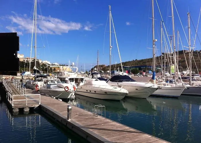 With Great Sea View, Near The Beach, With Ac And Pools Apartman